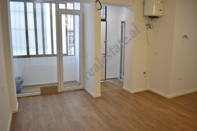 Studio apartment for sale near Komuna e Parisit area in Tirana, Albania
